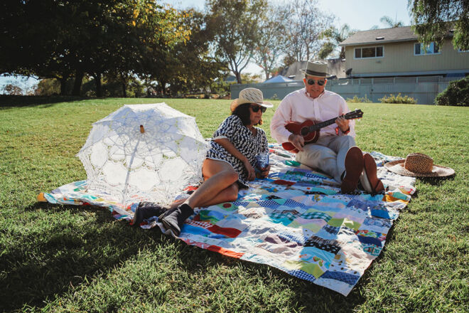 couples picnic centra coast